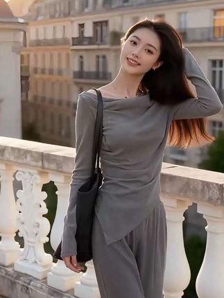 #女装穿搭 #早秋穿搭 #通勤搭配 #长袖T恤 #休闲套装