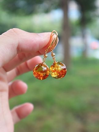一眼心动的天花花珀圆珠耳环 上耳灵动又高级! #耳饰#耳饰分享#饰品搭配#花珀#美出高级感