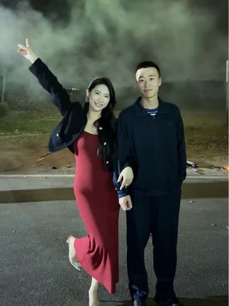 今年我们还要一起过年