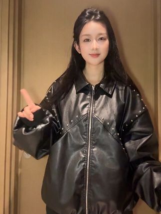 秋冬当然要穿酷点啦~ #皮衣 #秋冬新款 #穿搭 #外套 #酷女孩穿搭