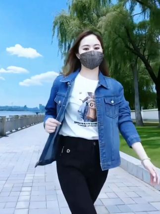 牛仔外套柔软不掉色百搭休闲#穿出青春活力 #时尚潮流穿搭 @抖音小助手