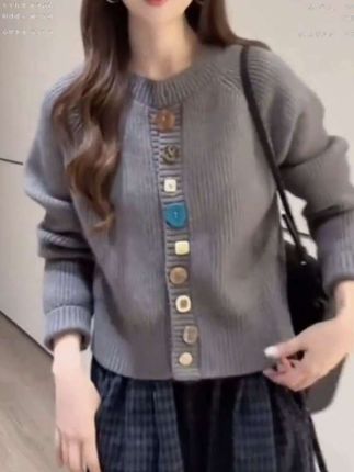 #韩系穿搭 #针织衫 #秋冬穿搭 #小个子穿搭 #中性风入秋穿搭灵感