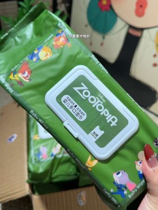 #手口湿巾 就选这种大包又实惠还可爱的!#种草 是时候安排一下了,#婴儿手口湿巾 #好物推荐🔥 #婴儿手口湿巾