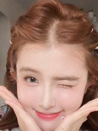 细软塌想要高颅顶的姐妹赶紧来学这个夹 法!谁加夹谁好看!#美出新高度#发型教 程#发卡#好物推荐