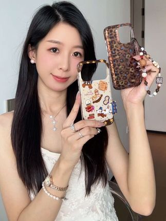 超有秋冬氛围感的壳子~ #手机壳 #这个手机壳真的长在我心巴上了 #iphone17 #iphone17手机壳 #iphone17promax