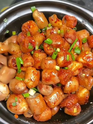 #妈呀太香了 #安顺烤小肠 烧烤烙锅必备的安顺烤小肠,可以煎、炒、烤、炸吃法多样~#贵州特产 #贵州特色美食 #贵州特产
