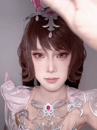 小舞姐摸摸头 万事不用愁⌓‿⌓#cos #变装 #二次元 #小舞 #斗罗大陆