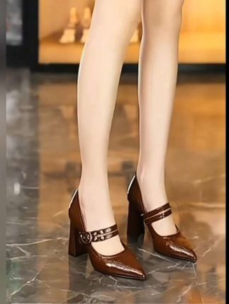 啄木鸟法式气质高跟鞋  不累脚2025春季新款尖头粗跟单鞋职业女鞋#优雅气质 #时尚鞋子 #百搭女鞋 #单鞋#啄木鸟女鞋