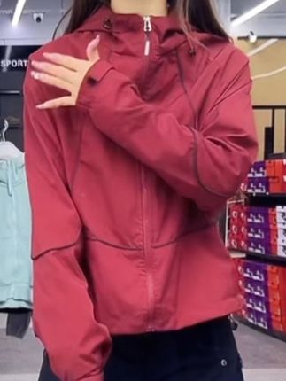 2025新款时尚防风短款收腰连帽风衣工装休闲小个子百搭衣女 外套 #好看#热卖#爆款热卖中