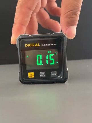 安装调平多功能数显倾角仪,精度高四面带磁吸可以随意吸附,体积小轻便易携带#数显倾角仪 #高性能实用工具 #安装工具