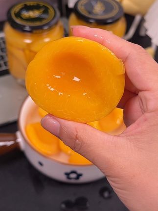终于吃到一家脆桃了,不是软趴趴的了,脆爽多汁巨爽口#黄桃罐头 #水果罐头