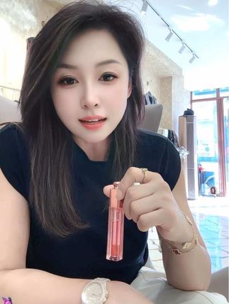插播一个唇部精华#延吉实体女装