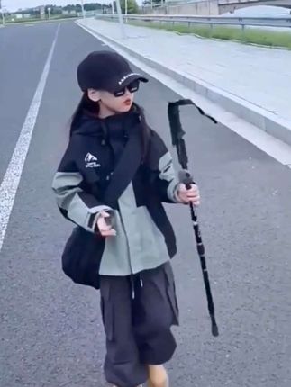 #女童三合一冲锋衣 #女童穿搭 #保暖又好看 #休闲穿搭 #三合一冲锋衣