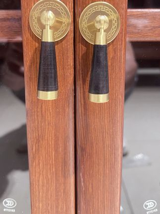 黄铜紫光檀拉手#匠心制作 #红木家具 #好产品分享 @