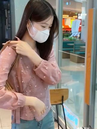 #早秋穿搭#时尚穿搭 #女人爱美不分年龄 #女人一定要活成自己喜欢的样子