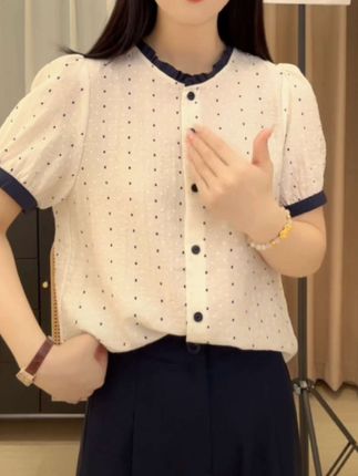 #上衣穿搭 #百搭上衣 #洋气小衫 #品质女装 #百搭裤子