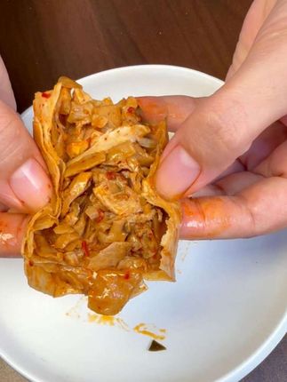 麻麻辣辣太香了,关键还便宜6大包只要个位数#零食推荐 #解馋零食推荐 #小吃 #好吃的