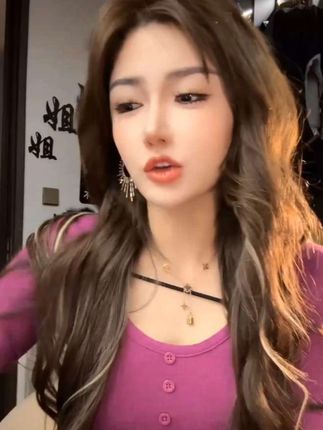(浠儿姐姐)长袖T恤女装修身显瘦不规则收腰上衣春秋新款打底衫#洋气穿搭#时尚穿搭#舒适穿搭#爆款热卖中