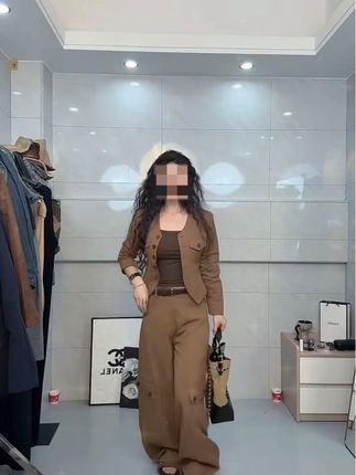 #好搭又好穿 #穿出女人的时尚魅力 #好看还显瘦 #把基础款穿时髦的细节 #简单好搭配