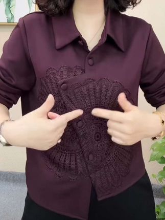 #服装时装爱美穿搭时尚潮流 #新款搭配每日更新中 #爆款热卖中#精美小衫#春秋穿搭