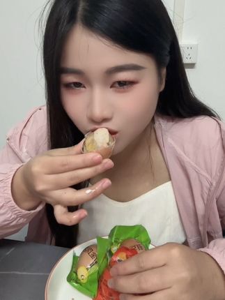 哈哈哈我就爱尝试奇奇怪怪的东西 味道不错都吃完了😂
