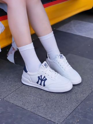 #男女同款运动板鞋 #复古休闲鞋 #时尚百搭 #休闲运动鞋 #上脚舒适