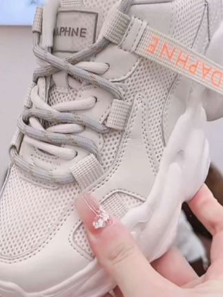 #老爹鞋 #运动鞋 达芙妮2025秘季新款时尚厚底显脚小厚底老爹鞋