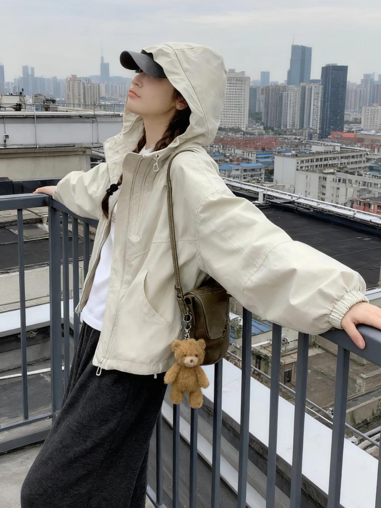 #早秋穿搭公式来了#如果上班都穿流光高智风 #早秋不费力显贵穿搭 #微胖女生怎么穿出早秋氛围感#高个子女生的早秋穿搭