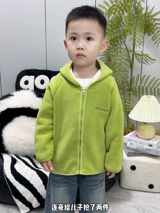 妈呀!这个价打着灯笼都找不到啊!还是加绒加厚的,卡通造型穿着舒服保暖又好看,赶紧冲#高品质童装 #保暖穿搭 #秋冬穿搭 #保暖又好看