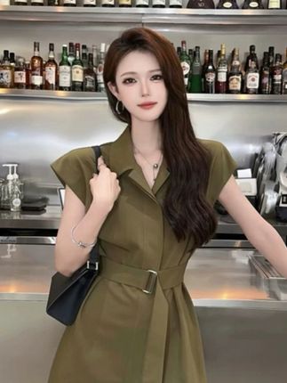 2025夏季新款欧货轻奢气质御姐风设计感显瘦系带收腰上衣短裤套装 #时尚女装 #收腰显瘦 #短裤套装 @DOU+小助手