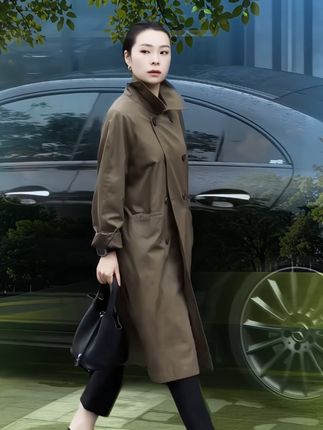 #气场全开 #轻熟穿搭 #气质风衣穿搭 #穿出自己的风格 #美出高级感 @DOU+上热门 @DOU+小助手