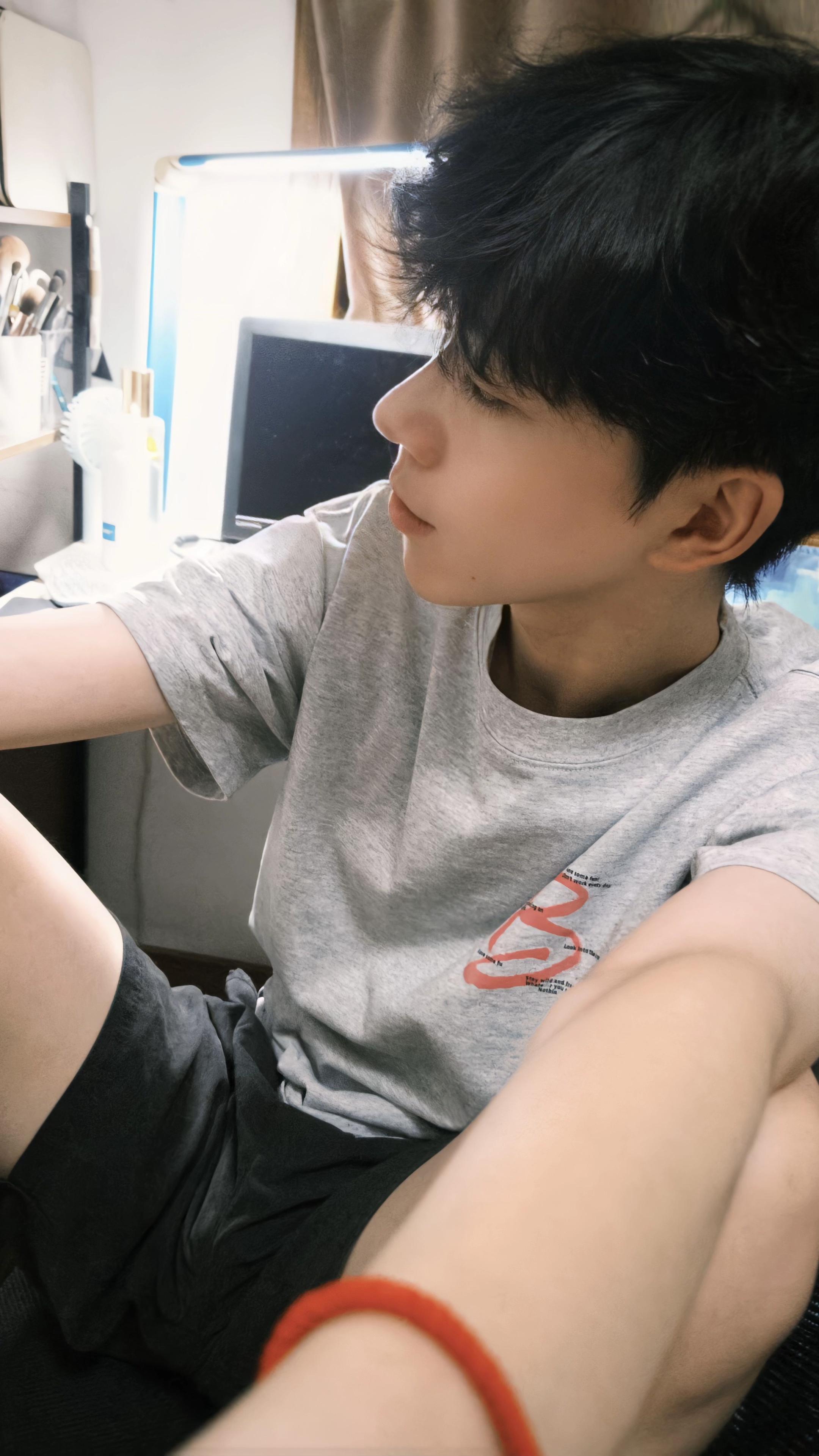今天不抬腿了#1m
