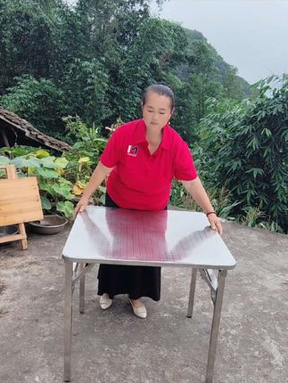 #不锈钢折叠餐桌方便实惠,烧烤桌,摆摊桌