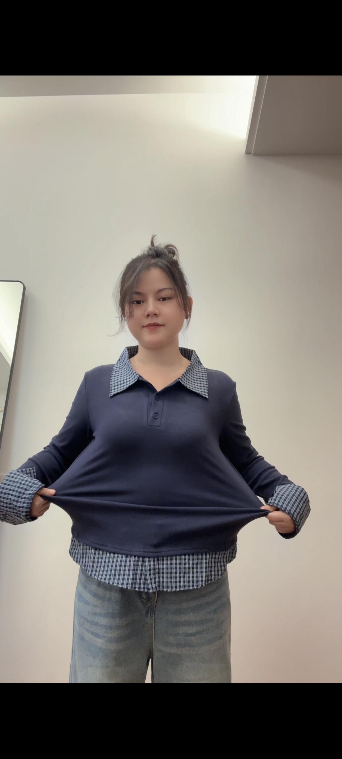 找到一款显瘦遮肉正肩款假两件上衣。#正肩上衣 #显瘦遮肉减龄 #女生必备