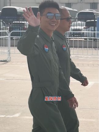 #长春行长最帅飞行员
