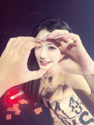 我还记得第一面见到你我的心是怎样波动#心动的感觉 #dj安安