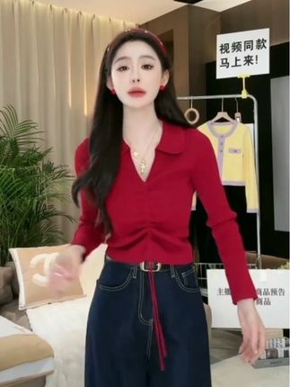安哥拉红V领针织衫女2025春季漂亮小衫不规则抽绳打底衫上衣G1-83#看过来 #同款 #时尚百搭休闲针织衫