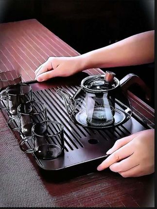泡茶壶 玻璃泡茶壶玻璃茶具家用耐高温加厚玻璃泡茶壶茶水分离花茶壶木把过滤煮茶壶#玻璃茶具#泡茶壶#煮茶壶@DOU+小助手