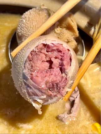 2斤肚包肉2斤羊肉肠!一共4斤组合!!!#恩克#恩克肚包肉 #草原美食 #好吃到停不下来 #大口吃肉