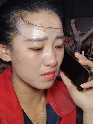 思念天边的你,说起全是喜欢,提起满是遗憾,想起都不甘心,你是我哭了又笑,笑了又哭的人,不知道是该祝福你,还是该心疼自己……#情感 #对口型飙演技 #热门 #思念天边的你