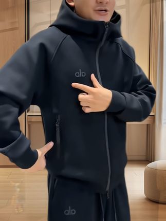 #春秋新款 #休闲百搭 #运动套装穿搭 #休闲减龄穿搭