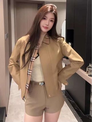 甜酷美拉德色格子风衣女秋季老钱风气质夹克外套松弛感短款外套#日常生活 #外套穿搭