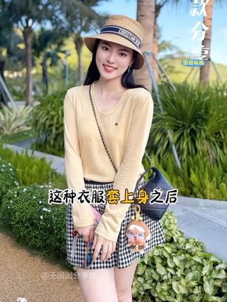 不用化妆都贼显气色的灵魂打底!#高级感穿搭 #穿搭 #显瘦穿搭 #打底衫 #时髦精