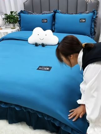 #上热门 #床上用品 #四件套 #床裙款四件套 #磨毛四件套 @DOU+小助手 @巨量千川