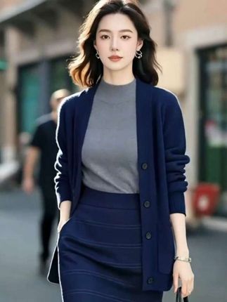 #春秋新款 #减龄气质 #洋气上档次 #女装穿搭 #减龄显瘦穿搭 新款洋气针织开衫毛衣