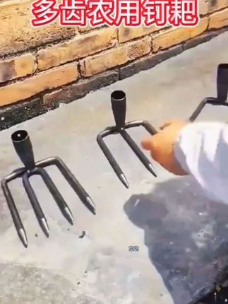 多齿实心钉耙 二齿,三齿,四齿,锰钢实心钉耙,一体加粗钢齿,全钢淬火锻造,加厚坚韧,不变形#农用好帮手#省时省力,效率高#农用工具丶