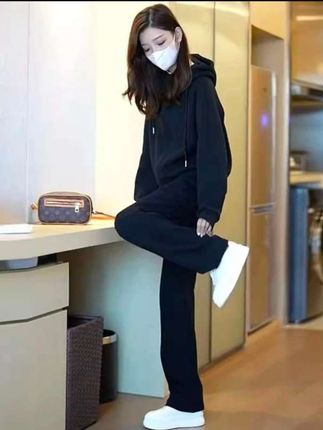 #运动套装 #休闲穿搭 #通勤搭配 #大码女装 #运动穿搭