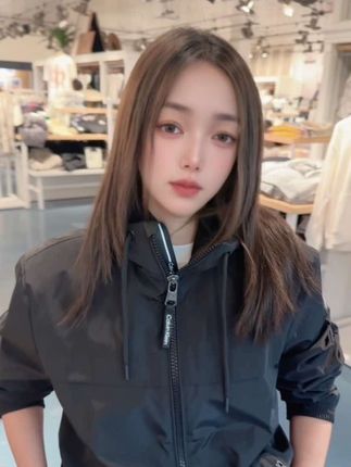 Calvin Klein/凯文克莱CK男士春秋户外时尚休闲夹克连帽防水外套#薇薇在美国#CK #冲锋衣#穿上你就是最靓的仔