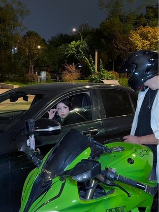 现在的姐姐都这么高冷吗?#RR头盔 #影石acepro2 #赛羽@王八万ꪝ(尊师远方) #机车约拍