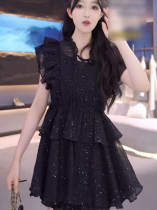 2025夏季时尚洋气小香风减龄显瘦高级感超好看黑色两件套装裤女夏 #小香风套装 #时尚百搭 #